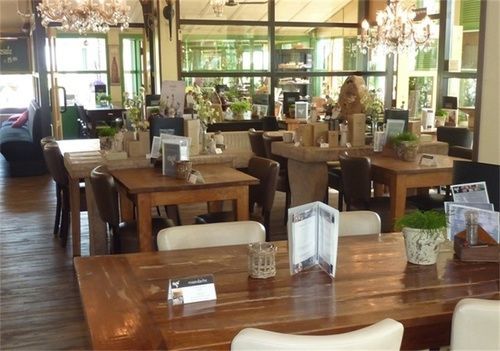 Hotel Hajé Restaurant De Aalscholver 3*